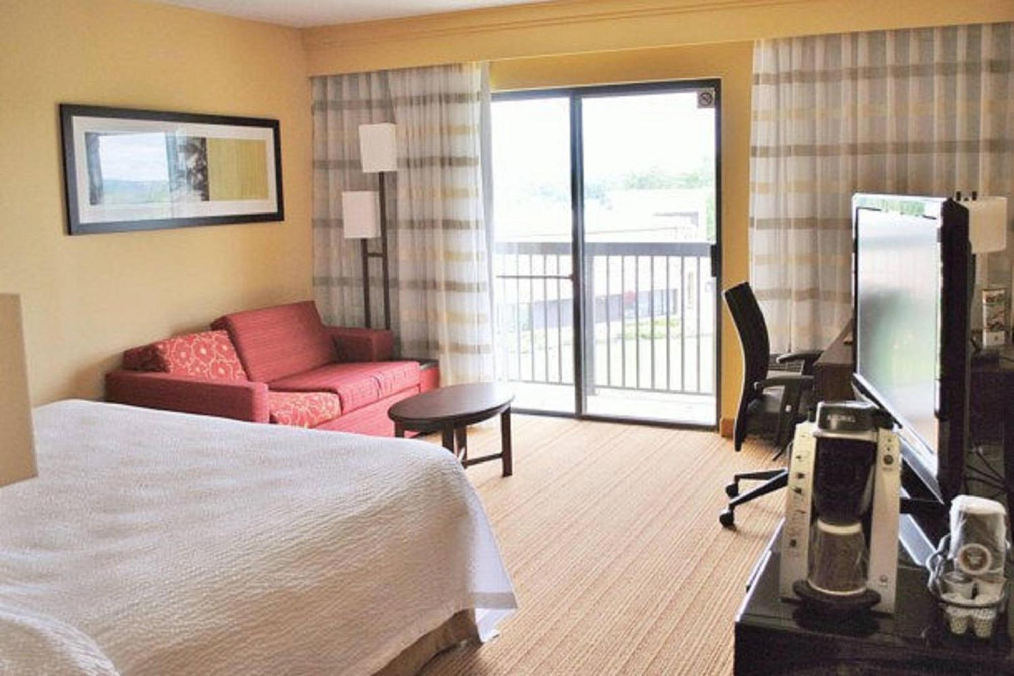 Courtyard Hartford Manchester Ngoại thất bức ảnh