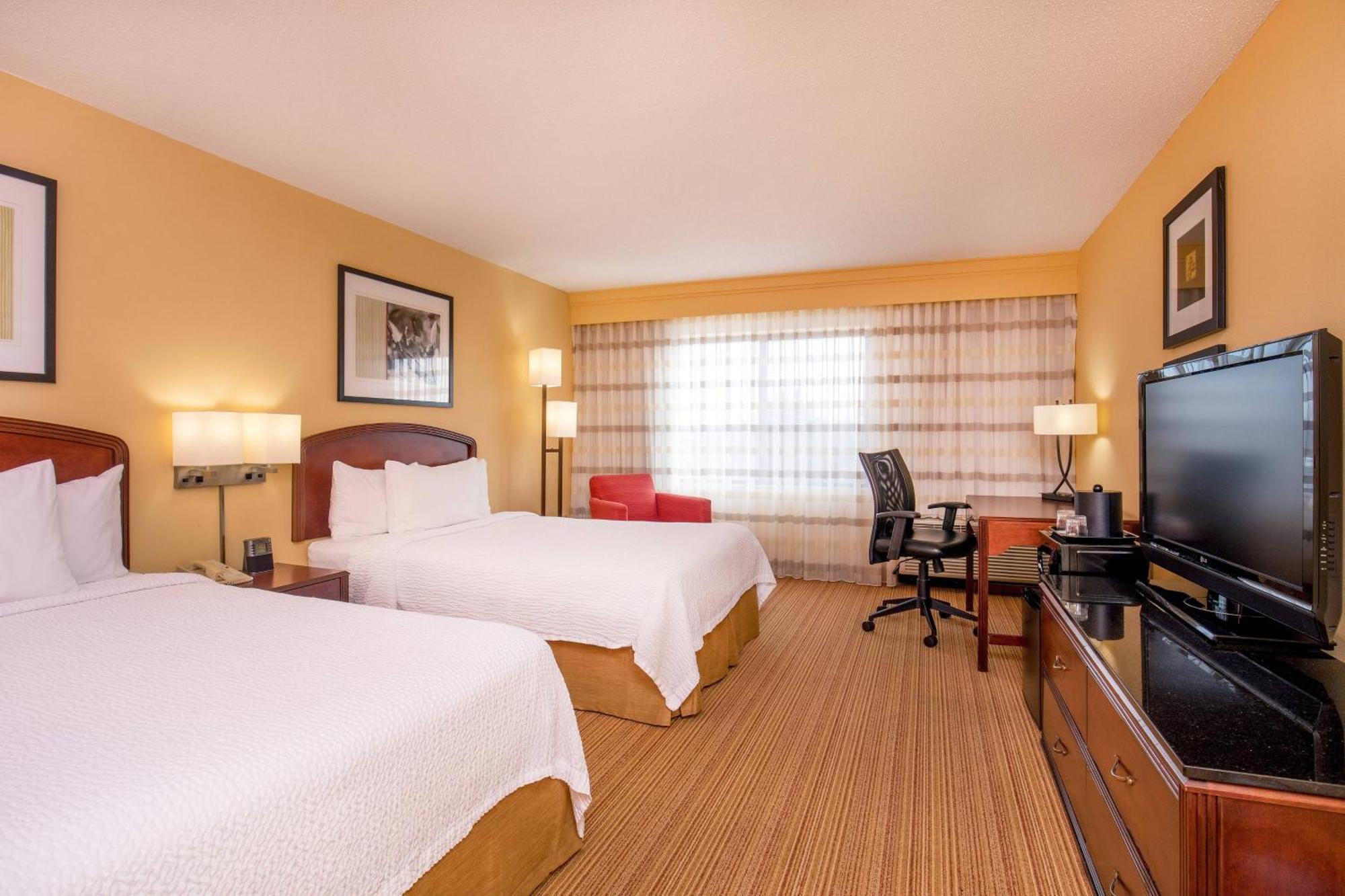 Courtyard Hartford Manchester Ngoại thất bức ảnh